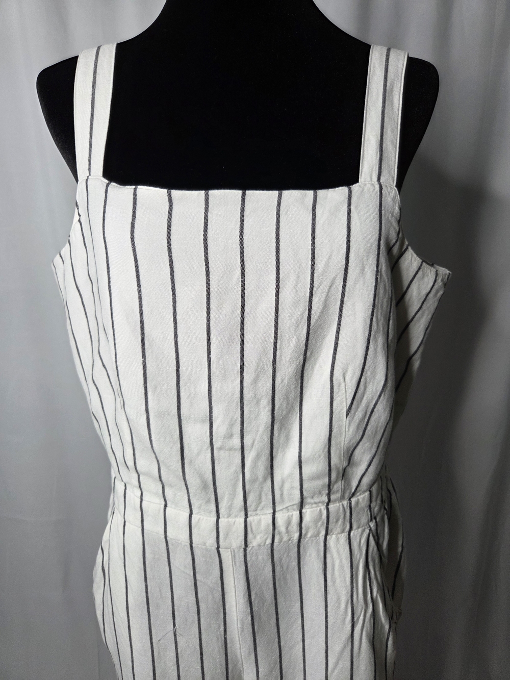 LOFT Ann Taylor Striped Apron Jumpsuit - Picture 6 of 8